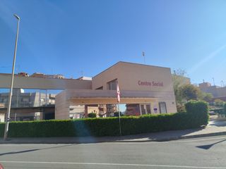 Affitto Appartamento in Carrer del doctor ramón y cajal 21. Piso de alquiler