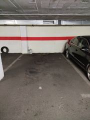 Miete Autoparkplatz in Calle impresor fernandez planelles 9. Plaza de garaje alquiler temporadas