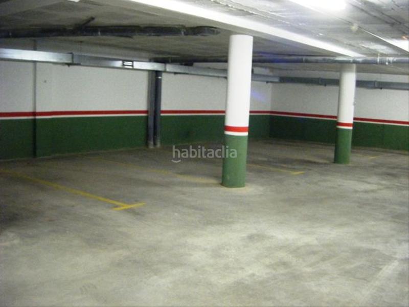 Foto 190400df-e858-4abd-a1a3-d6a3eef71518. Parking coche en carrer llobregat 73 en Puig-reig