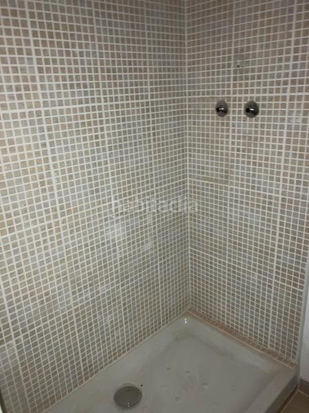 Foto 2825fa3e-f35d-4d2b-a481-f626b71ee75c. Aparcament cotxe a carrer arrabal 7 a Meranges