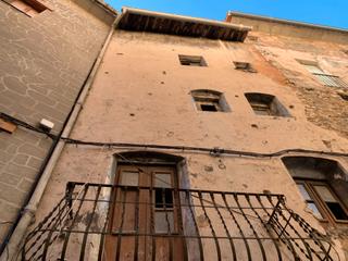 Maison jumelée à Carrer del verger 1. Casa a la pobla de lillet