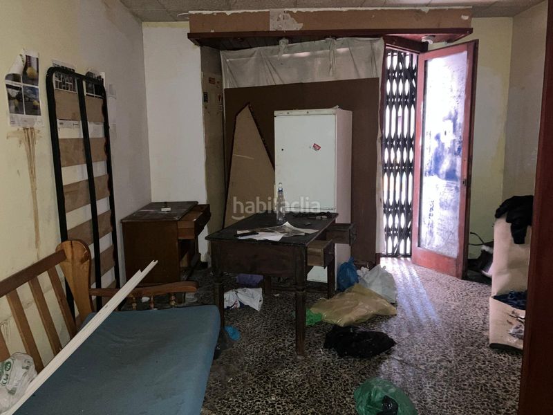 Foto 17e34160-e05c-4645-9a4b-816a76ac33af. Local comercial edifici per reformar a en Berga