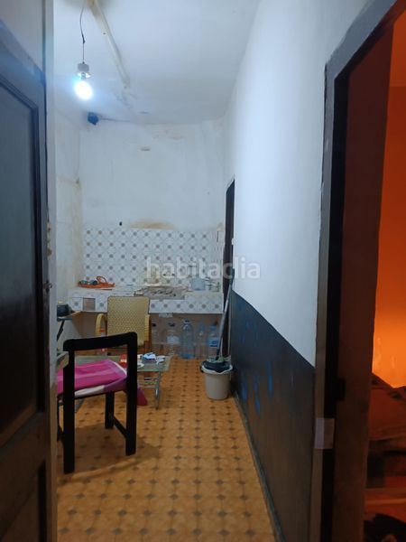 Foto aa2ed55d-9c39-4428-9c7e-b16d01e0d2e6. Local comercial edifici per reformar a en Berga