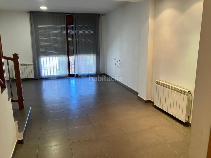 Foto c6598bdd-64a6-4d79-b6e8-af28666fcdaf. Casa adossada amb calefacció aparcament a Gironella