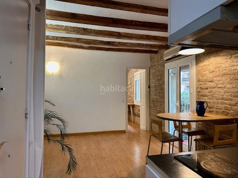 Foto 8275737b-b826-463a-ac88-b2cbfce2925f. Piso  en venta en calle de monjo en Barceloneta Barcelona