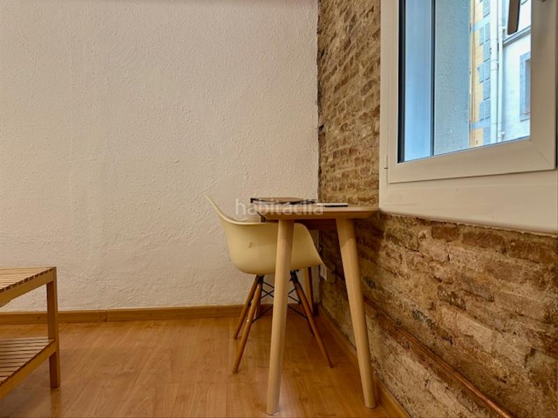 Foto b69f7b93-33fe-4f96-b33c-fa0ad7e2ad7b. Piso  en venta en calle de monjo en Barceloneta Barcelona