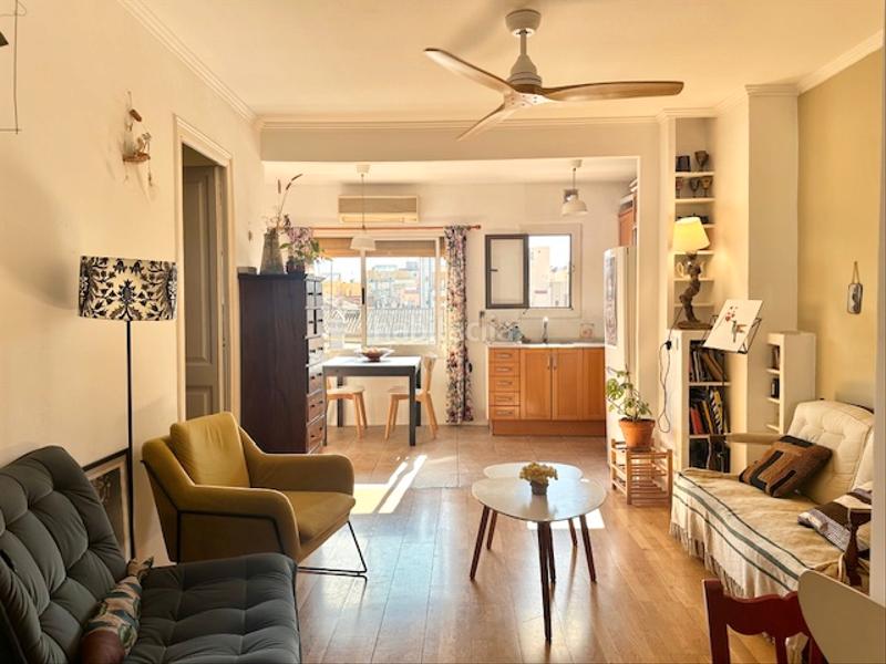 Foto fad80361-3f02-4f82-99ee-d74ff877d860. Attique avec chauffage dans Vila de Gràcia Barcelona