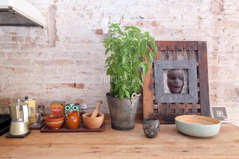 Foto b93a27e1-af23-447d-aa8c-08def555f317. Alquiler piso alquiler de piso en calle de n'aglà en Barcelona