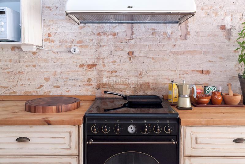 Foto d7aa352a-aed5-45fa-a5d5-1ab5b0df68e4. Location appartement avec chauffage dans Gòtic Barcelona