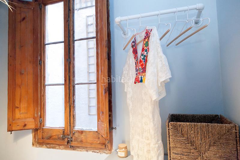 Foto f11e4ee7-4c17-46f7-8700-c7011dc86264. Rent flat with heating in Gòtic Barcelona