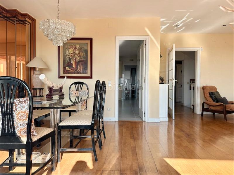 Foto aa57c581-6db5-44dc-a07b-95d108164d8a. Casa con camino parcheggio piscina in Vallcarca - Penitents Barcelona