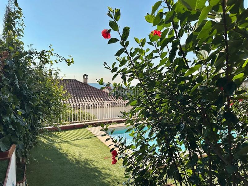 Foto 04576c20-3e92-481e-9cb9-de8a59f88047. Haus mit kamin parking pool in Vallcarca - Penitents Barcelona