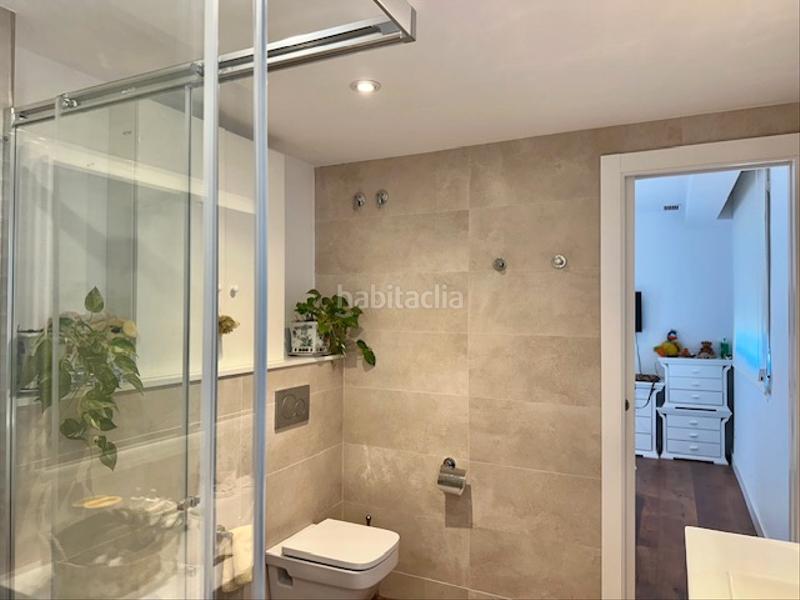 Foto abb03151-9315-4020-abaf-49d97de3e7fb. Maison avec cheminée parking piscine dans Vallcarca - Penitents Barcelona