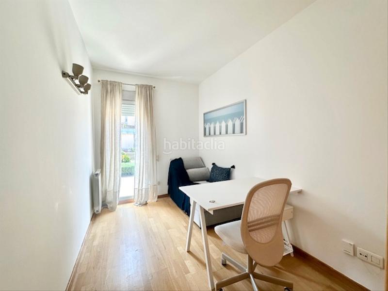 Foto 66b5d50e-93b1-4267-8d20-d3e5f66088c3. Location appartement avec chauffage parking piscine dans Badalona