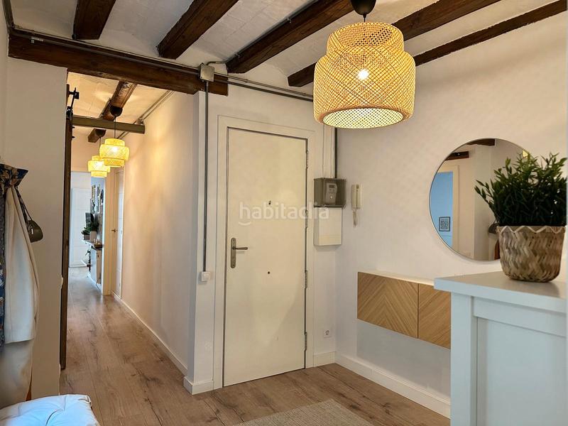 Foto 4236d09d-1b2f-4afe-a572-e5789fb6cd0a. Affitto appartamento con riscaldamento in Raval Barcelona