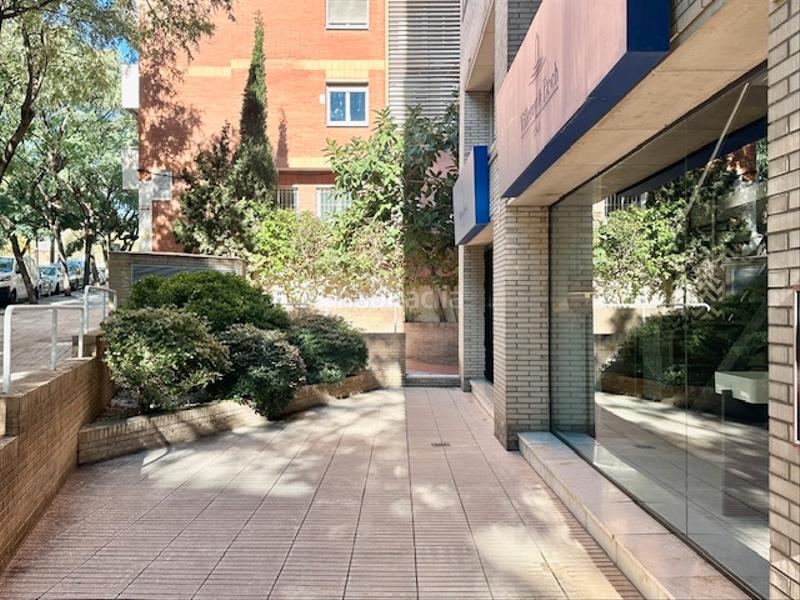 Foto 9d0e63de-d651-435a-8337-3bdd94dd53b6. Locale commerciale con riscaldamento in Barri de les Corts Barcelona