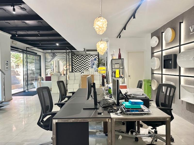 Foto e0a51732-07f7-4e9f-b5cb-b98f79071de2. Locale commerciale con riscaldamento in Barri de les Corts Barcelona