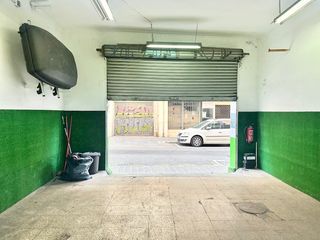 Transfer Business premise in Carrer de l'escorial 17. En venta local comercial diáfano con entrada desde calle.