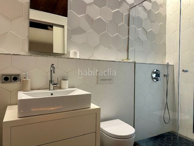 Foto 023274d6-4d24-4b65-a2c0-8e07759700a3. Apartament amb calefacció a Dreta de l´Eixample Barcelona