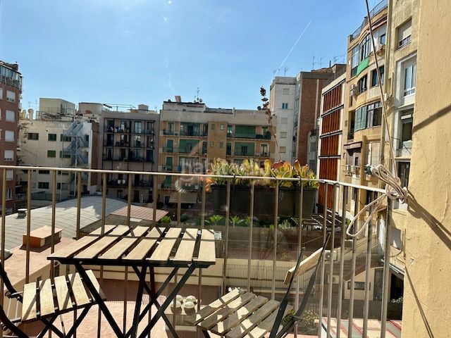 Foto caf0d9e2-803c-44db-a23b-3a295bc563ca. Apartament amb calefacció a Dreta de l´Eixample Barcelona