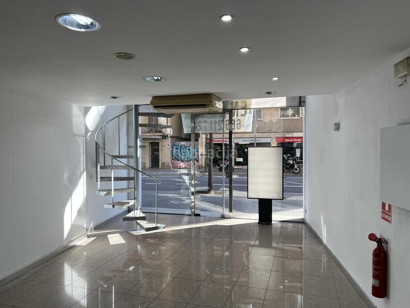 Foto 4a3a1a5e-988f-4665-8561-d14c233b0238. Alquiler local comercial local de alquiler en calle mallorca en Barcelona