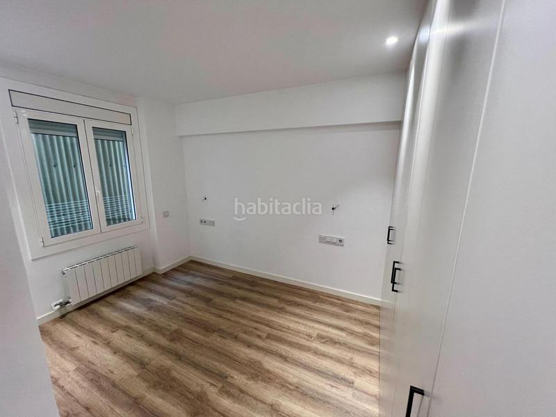 Foto db4d8ebc-8c4f-403b-a0bd-ee9cc549a45d. Etagenwohnung mit heizung in Sant Antoni Barcelona