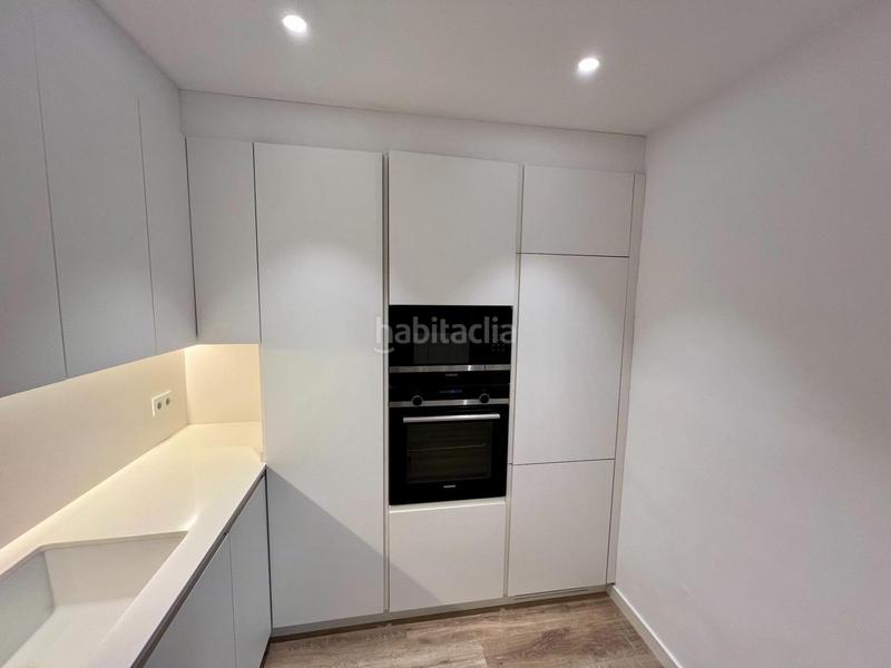 Foto 4b8ad089-cd77-42cc-a5d2-7b1d9e0fbf3c. Flat with heating in Sant Antoni Barcelona