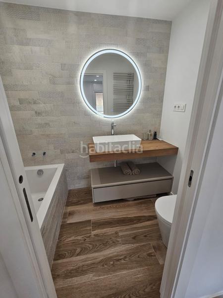 Foto 8a8a4138-194e-4618-a479-33d8e45a9bb3. Semi detached house with heating parking in Súria