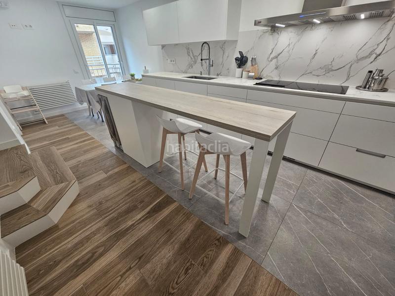 Foto c7d7dc34-cc30-4100-93ac-f7459325e23c. Semi detached house with heating parking in Súria