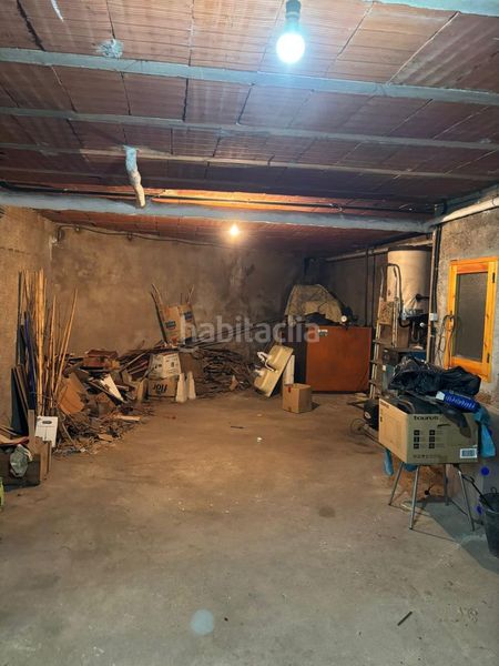 Foto 57813815-96f5-4114-8f02-cbb4d0f3f532. Casa adossada amb calefacció a Súria