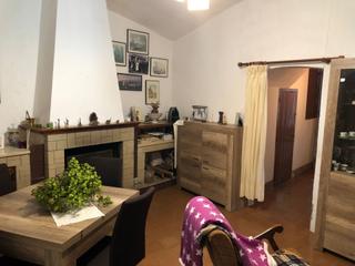 Bauernhof in Cabrils. Historica casa  tradicional de pueblo en el centro  de cabrils