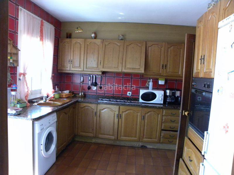 Foto df6477a1-aff4-44ce-816e-63fed6e45399. Casa amb calefacció piscina a Pinemar Pineda de Mar