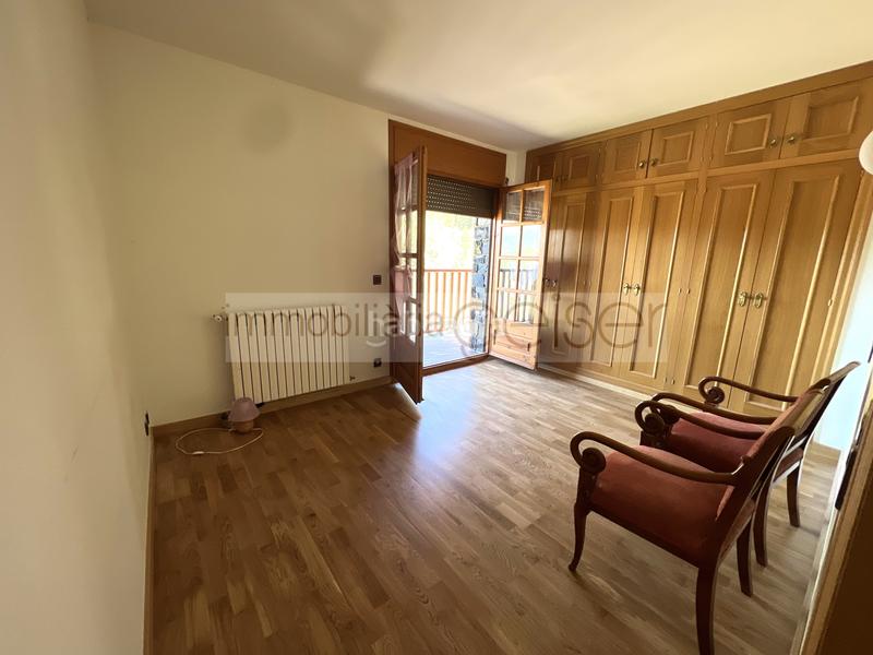 Foto c2297fbc-e022-4bd6-a257-939d684bcc67. Apartament amb xemeneia calefacció aparcament a Pal-Xixerella La Massana