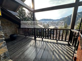 Duplex in Placeta dels mollassos 59. Ático dúplex con altillo situado en la pleta d'ordino.