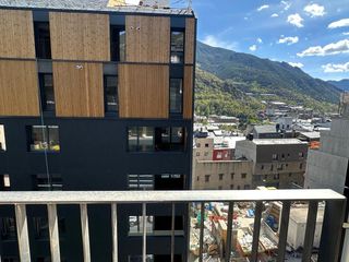 Appartement à Carrer doctor molines 10. Piso de 140 m2 en el centro de andorra