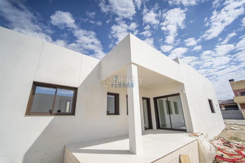Foto 5bfa1e9a-8a15-49f9-ac26-df4bd1f5e83d. Casa amb aparcament piscina a Coma-ruga platja Coma-ruga