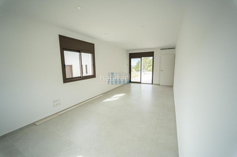 Foto bb2eab1b-e059-4518-add7-4b0d99c14213. Casa amb aparcament piscina a Coma-ruga platja Coma-ruga