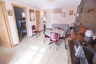 Apartament  Av parlament de catalunya. Coma  rugaapartamento