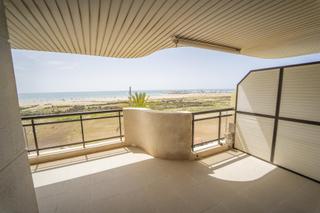 Dachwohnung in Passeig maritim de comarruga. Coma  rugaatico