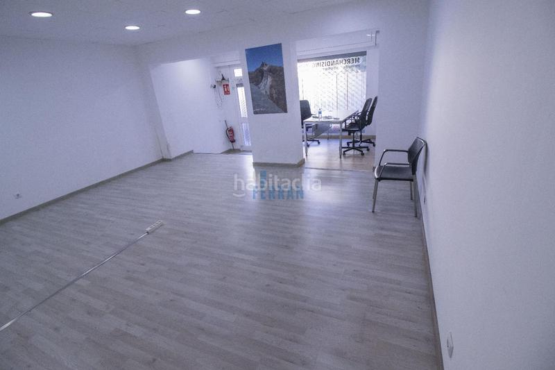 Foto 28b663d8-a6ca-467d-bfa8-f7212a98caf9. Miete büro in Coma-ruga platja Coma-ruga