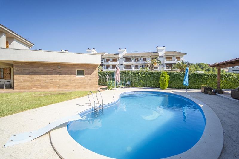 Foto 35b29145-f174-4840-8c3b-9a5850dd51f3. Casa coma rugacasa en Coma-ruga platja Coma-ruga