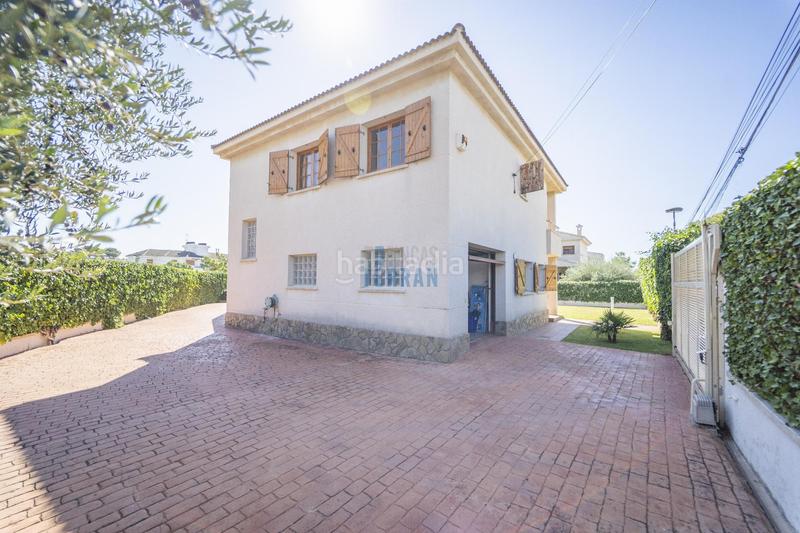 Foto d6b81f90-c08d-4637-80c8-f85017f3fd19. Casa coma rugacasa en Coma-ruga platja Coma-ruga