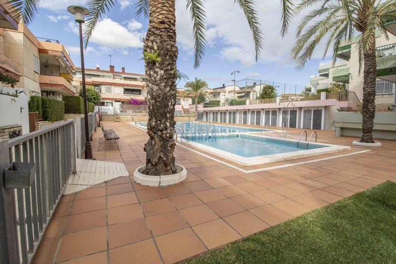 Foto f4b838b2-bcc4-49fc-b79f-fd571bd235d1. Dúplex coma rugadúplex en Coma-ruga platja Coma-ruga