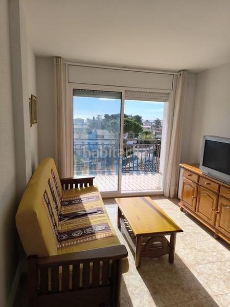 Foto df7e1da4-ec8f-4b78-aff4-a7dbcb30690f. Apartament amb aparcament piscina a Coma-ruga platja Coma-ruga