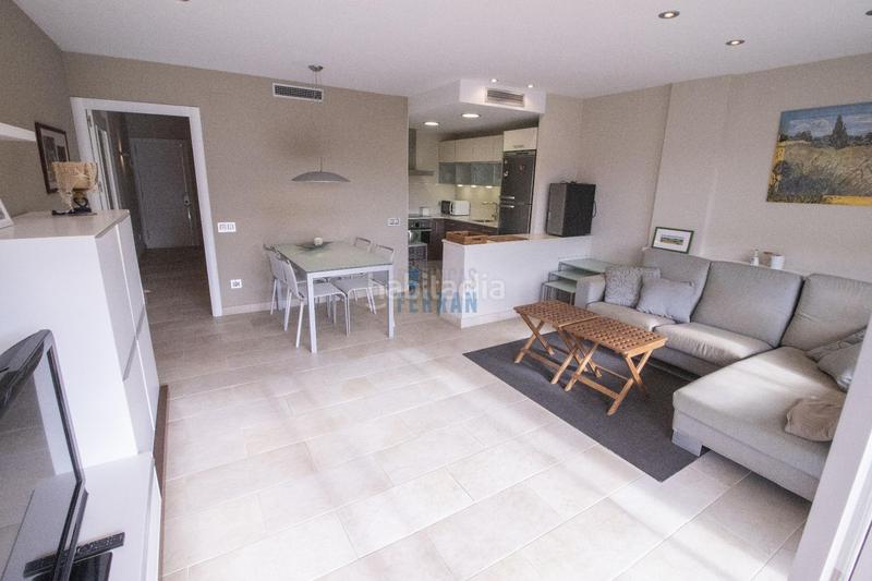 Foto 74f4a433-dd2c-4e66-89f8-d5b7743f8c39. Apartament amb aparcament piscina a Sant Salvador Coma-ruga