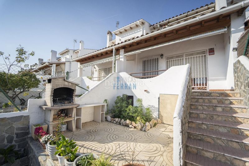 Foto 767656cf-3170-49e5-bd2d-2e7666ca9bac. Casa adossada amb aparcament piscina a Els Masos - Els Garrofers Coma-ruga