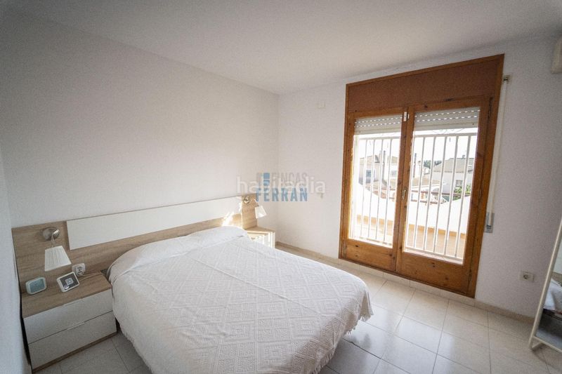 Foto 7b0d5311-300f-43ef-af16-d2d8d28c0ff6. Casa adossada amb aparcament piscina a Els Masos - Els Garrofers Coma-ruga