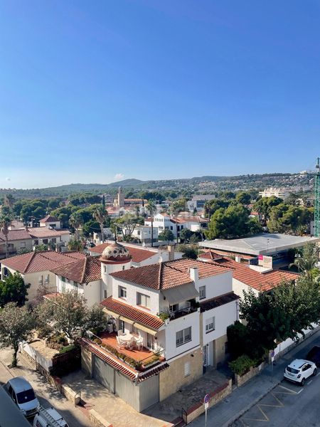 Foto 0e5c4344-cc8d-478c-95a4-d41261b9bc23. Apartament amb calefacció a Coma-ruga platja Coma-ruga