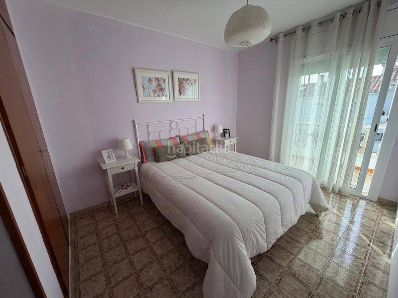 Foto c3e82e8a-6b9f-4c44-8374-c35c5a9b751e. Casa adossada amb calefacció aparcament a Coma-ruga platja Coma-ruga
