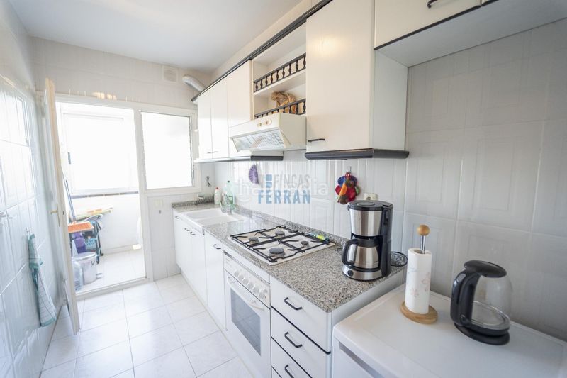 Foto db17d1b3-c9fb-40bf-853a-72c61a061995. Apartament amb piscina a Sant Salvador Coma-ruga